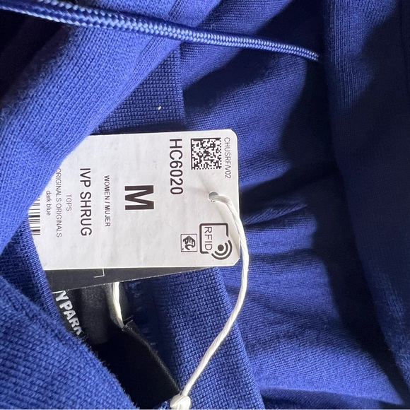 IVY PARK CROP TOP (unisex) - Picture 3 of 4